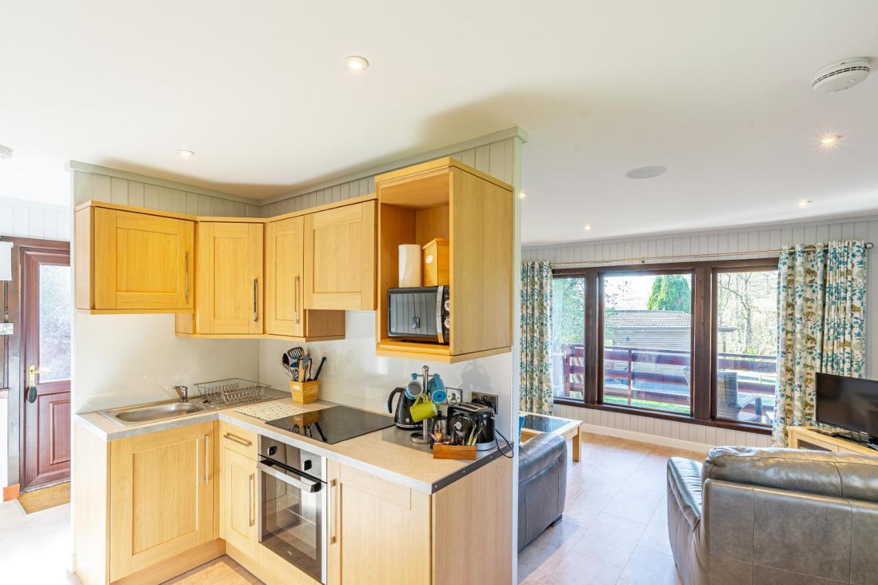 Bluebell Lodge 7 With Hot Tub Newton Stewart Exterior foto